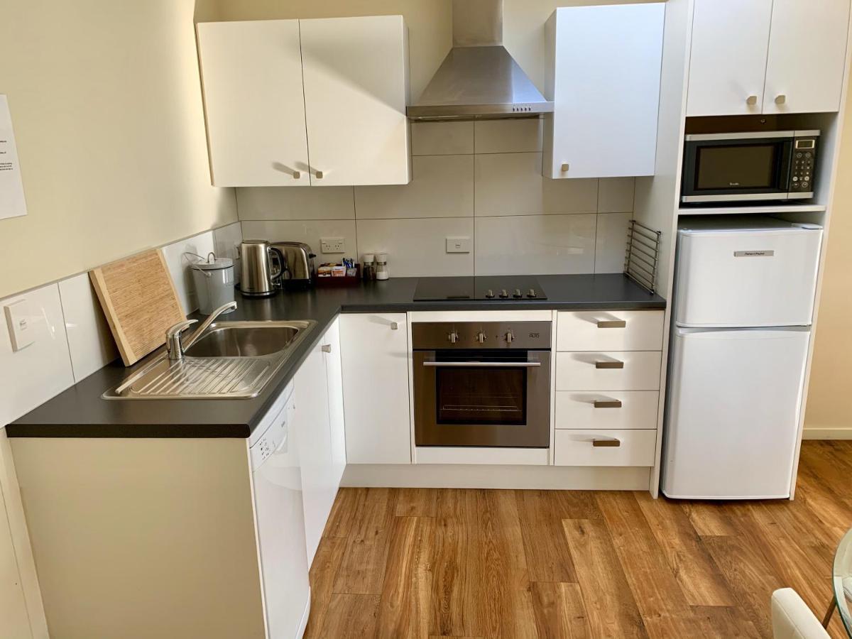 Amberley Serviced Apartments Esterno foto